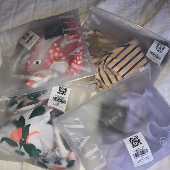 SOLD‼️ - Picture 5 of 5